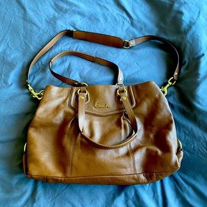 Coach brown leather shoulder bag